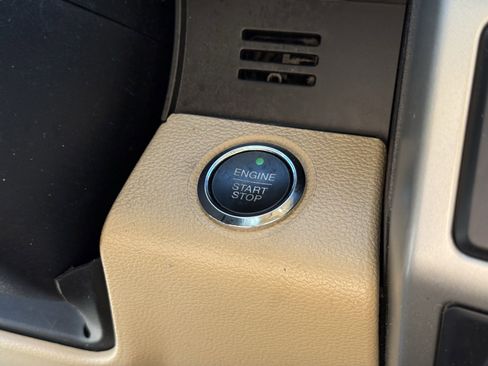 Used 2017 Ford F150 Lariat image 25