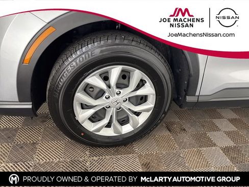 Used 2025 Honda CR-V LX image 26