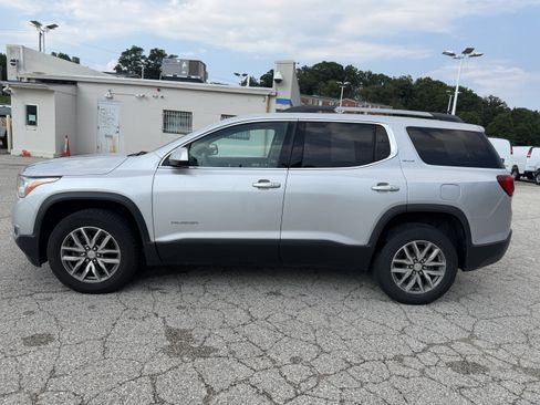 Used 2019 GMC Acadia SLE AWD/4WD image 4