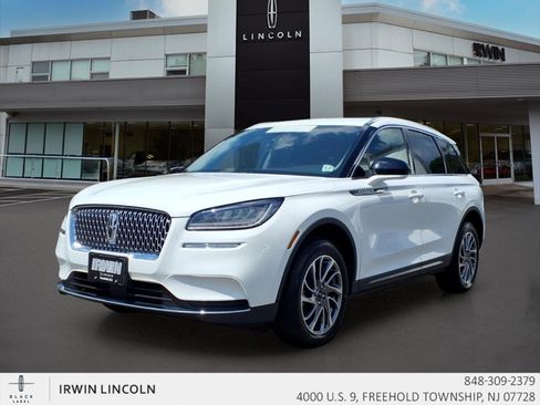 Certified 2022 Lincoln Corsair AWD w/ Equipment Group 101A image 4