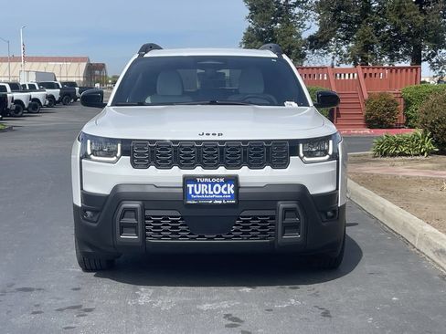 New 2026 Jeep Cherokee Laredo AWD/4WD image 3