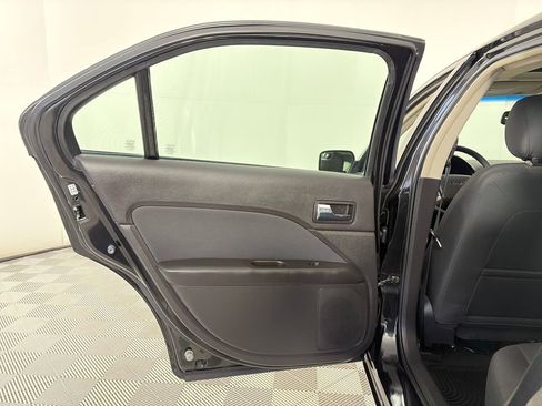 Used 2011 Ford Fusion SE w/ 202A Rapid Spec Order Code image 12