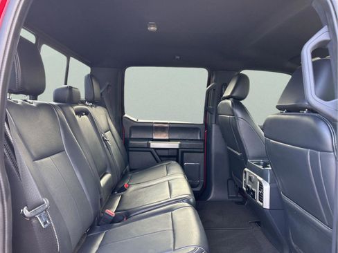 Used 2022 Ford F250 Lariat w/ Black Appearance Package image 31