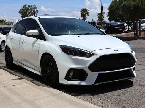 Used 2017 Ford Focus RS AWD/4WD image 14