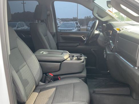 Used 2024 Chevrolet Silverado 2500 LT w/ Convenience Package AWD/4WD image 11