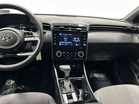 Certified 2024 Hyundai Santa Cruz SE image 19