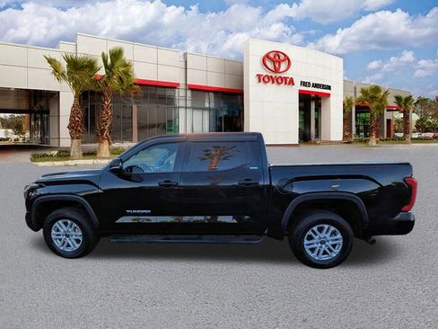 Used 2023 Toyota Tundra SR5 w/ SR5 Convenience Package image 8