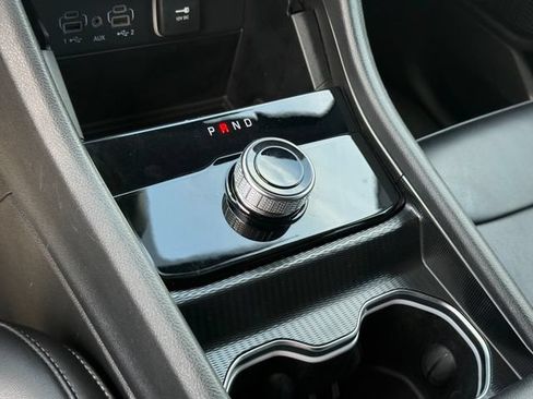 Used 2024 Jeep Grand Cherokee Limited RWD image 22