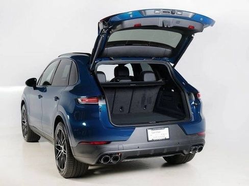 New 2026 Porsche Cayenne AWD/4WD image 30