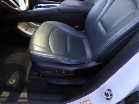 Used 2022 Buick Enclave Essence w/ Experience Buick Package image 35