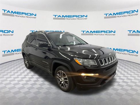 Used 2019 Jeep Compass Latitude w/ Popular Equipment Group image 7
