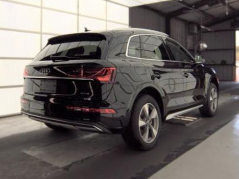 Used 2022 Audi Q5 2.0T Premium Plus AWD/4WD image 2