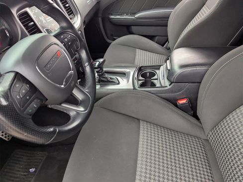 Used 2019 Dodge Charger GT w/ Blacktop Package image 15