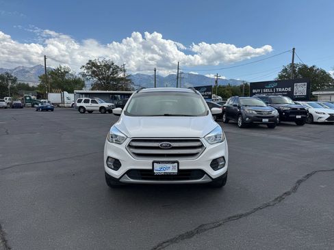 Used 2018 Ford Escape SEL image 2