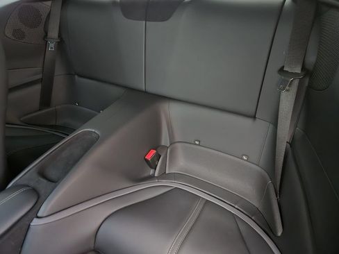 Used 2022 Ferrari Roma RWD image 20