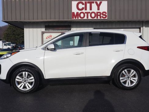 Used 2019 Kia Sportage LX image 10