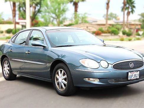 Used 2006 Buick LaCrosse CXL w/ Chrome Appearance Package image 3