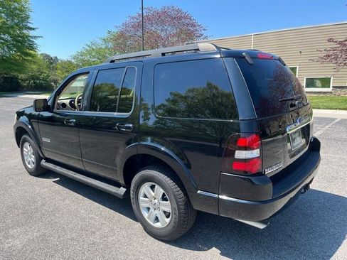 Used 2008 Ford Explorer XLT image 4