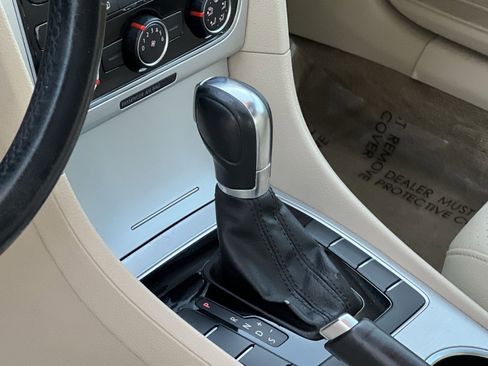 Used 2013 Volkswagen Passat 2.5 SE image 20