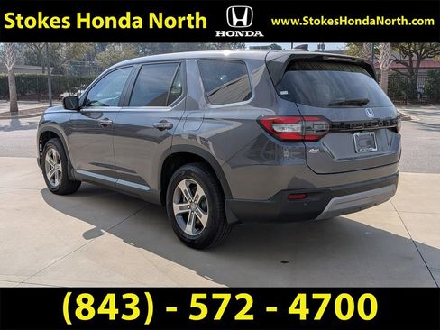 Certified 2025 Honda Pilot EX-L image 6