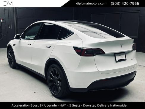 Used 2023 Tesla Model Y Long Range AWD/4WD image 5
