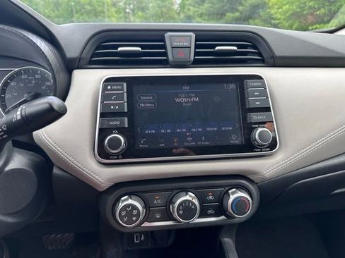 Used 2020 Nissan Versa SV FWD image 14