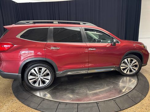 Used 2019 Subaru Ascent Touring w/ Popular Package #2 image 10