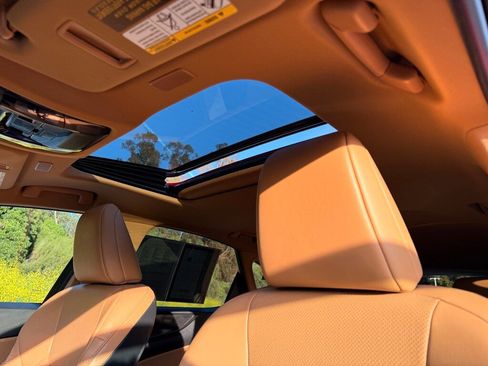 Certified 2025 Lexus NX 250 FWD w/ Premium Package image 17