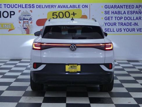 Used 2024 Volkswagen ID.4 Pro image 6