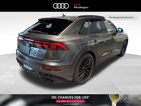 New 2025 Audi SQ8 Prestige image 7