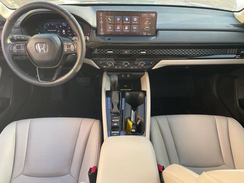 Used 2025 Honda Accord EX-L image 31