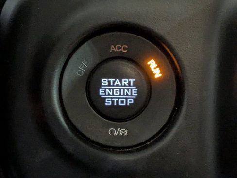 Used 2021 Jeep Wrangler Unlimited Rubicon w/ LED Lighting Group AWD/4WD image 30
