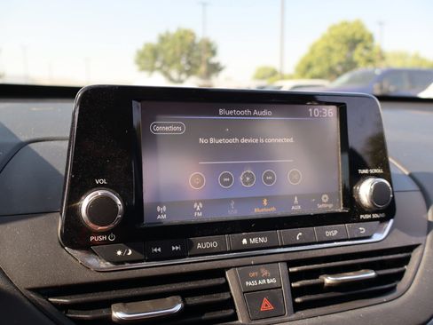Used 2021 Nissan Altima 2.5 S FWD image 21