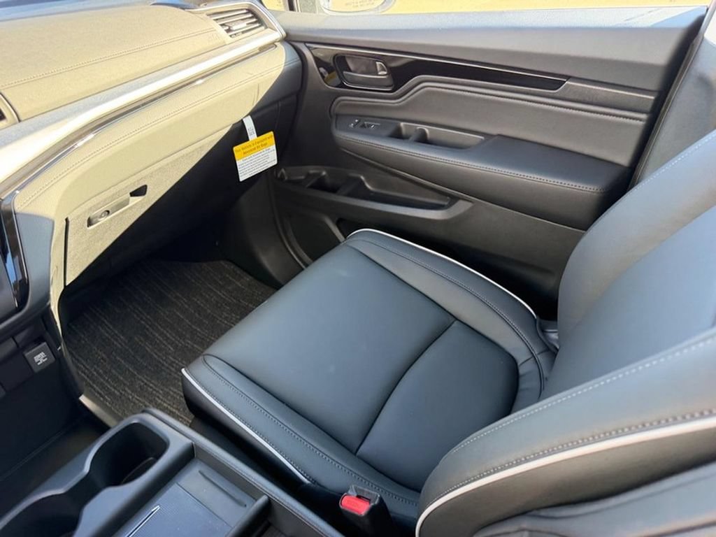 New 2027 Honda Odyssey Touring image 21