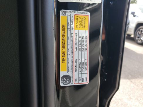 Used 2025 GMC Yukon Denali w/ Sun & Power Step Package AWD/4WD image 30