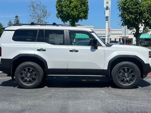 New 2026 Toyota Land Cruiser image 9