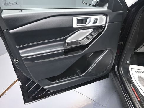 Used 2022 Ford Explorer ST w/ Equipment Group 401A image 10