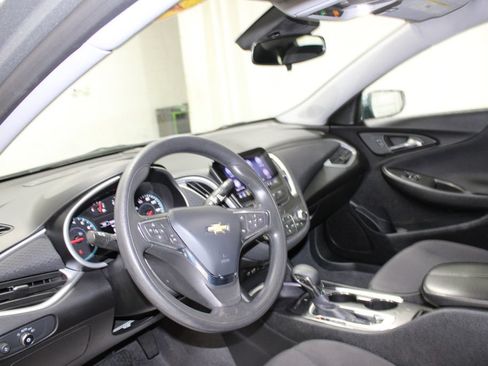 Used 2024 Chevrolet Malibu LT FWD image 13