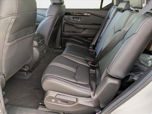 New 2025 Honda Pilot EX-L image 15