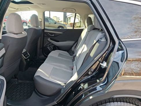 Used 2023 Subaru Outback Premium image 10