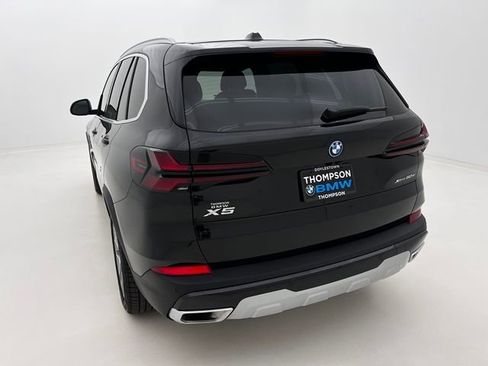 Certified 2026 BMW X5 xDrive50e w/ Climate Comfort Package AWD/4WD image 8