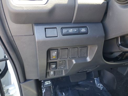 New 2026 Nissan Frontier SV w/ Tow Package RWD image 18