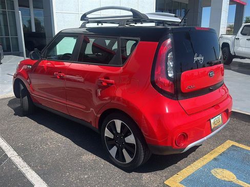 Used 2017 Kia Soul + w/ Designer's Package FWD image 3