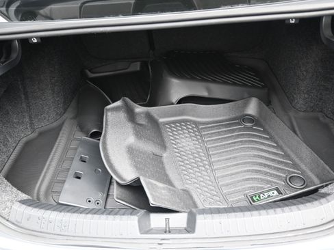 Used 2025 Volkswagen Jetta SE image 7