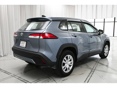 Used 2023 Toyota Corolla Cross L FWD image 7