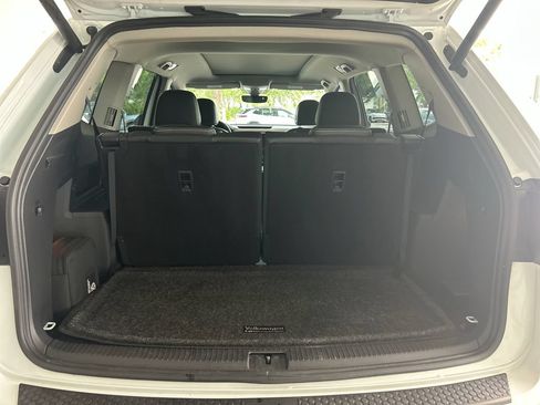 Certified 2021 Volkswagen Atlas SEL R-Line AWD/4WD image 44