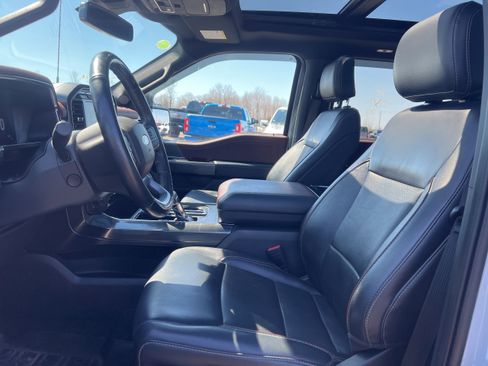 Used 2023 Ford F150 Lariat w/ Equipment Group 502A High image 5