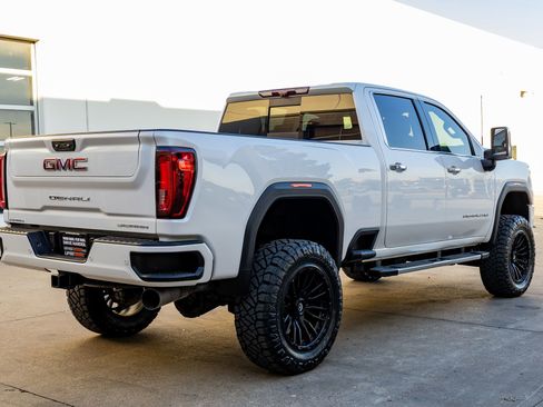 Used 2022 GMC Sierra 2500 Denali w/ Denali Ultimate Package image 10