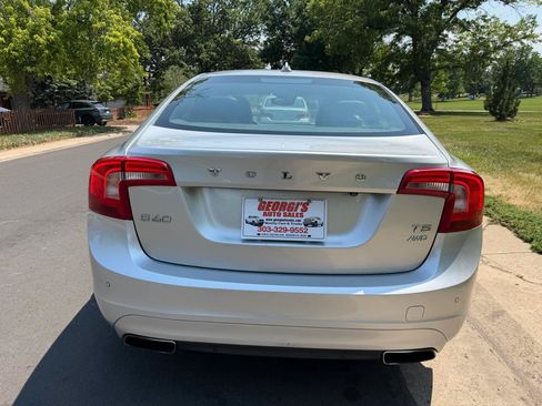 Used 2015 Volvo S60 T5 Premier w/ Climate Package AWD/4WD image 4
