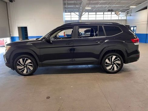 Used 2024 Volkswagen Atlas SE image 6
